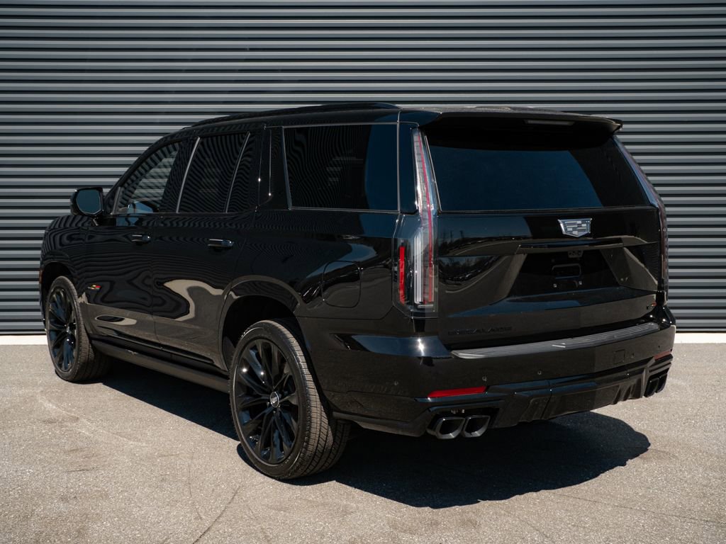Used 2026 Cadillac Escalade V w/ LPO, ONYX Package AWD/4WD image 3