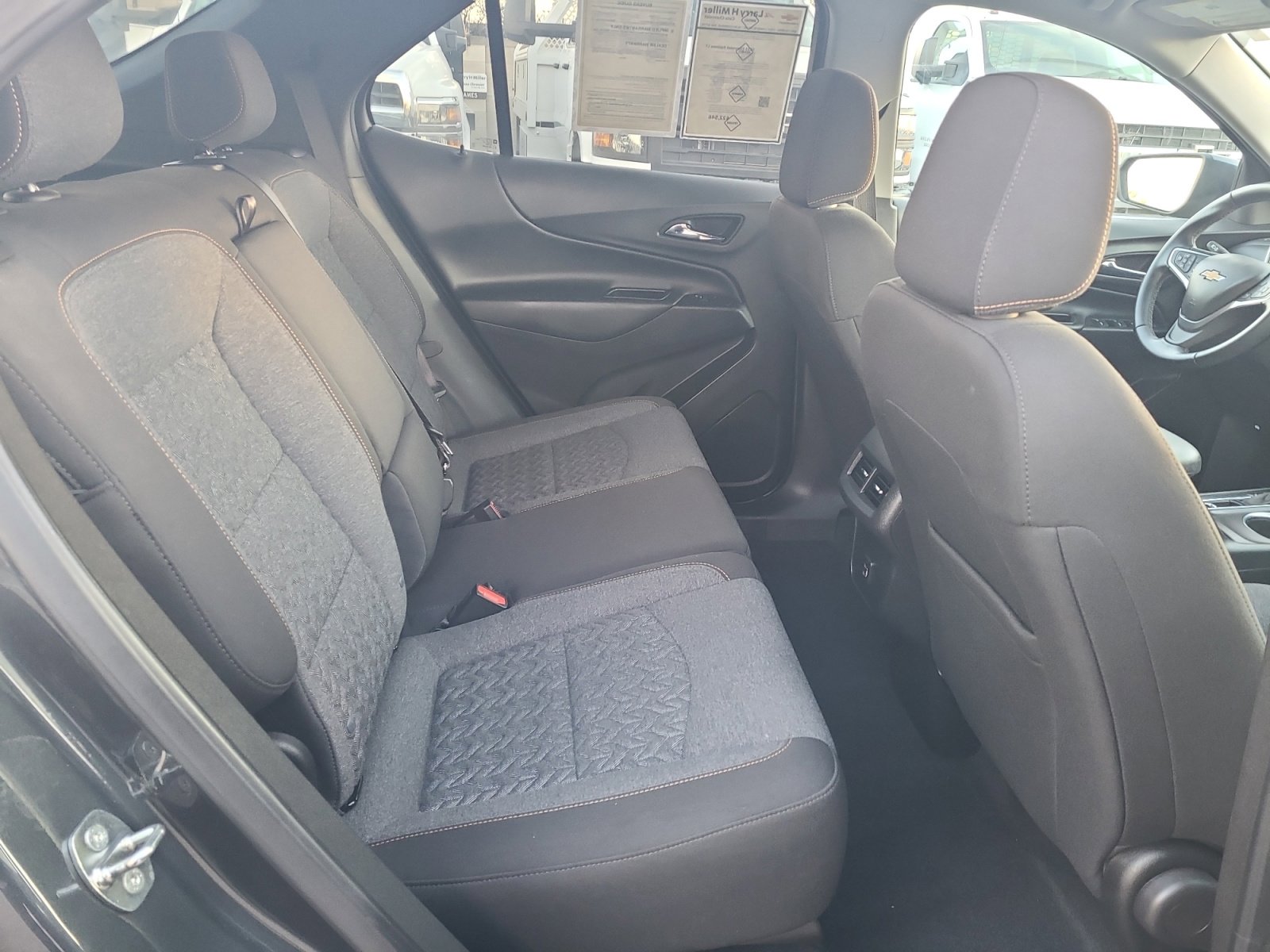 Used 2023 Chevrolet Equinox LT image 28