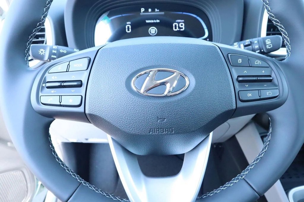 New 2026 Hyundai Venue SEL FWD image 9