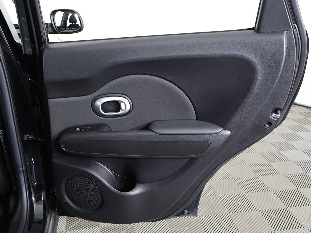 Used 2017 Kia Soul image 19