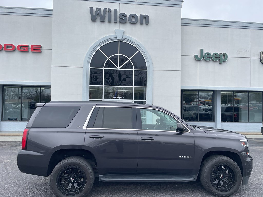 Used 2018 Chevrolet Tahoe LT image 2
