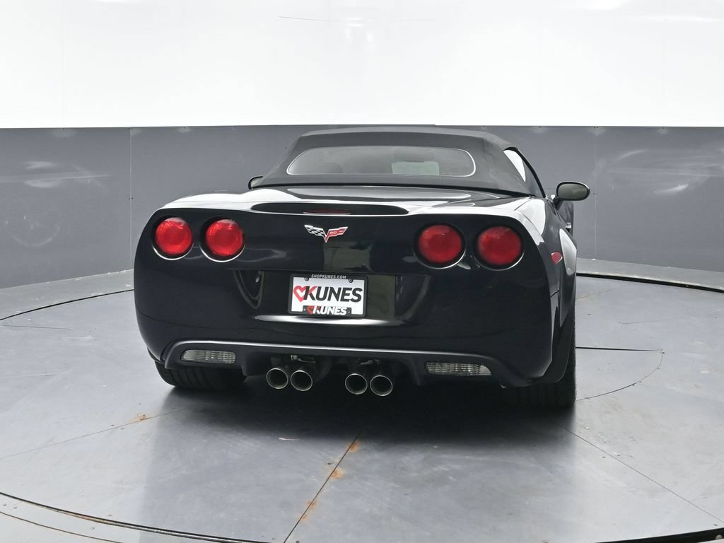 Used 2013 Chevrolet Corvette Grand Sport w/ 3LT Preferred Equipment Group RWD image 4