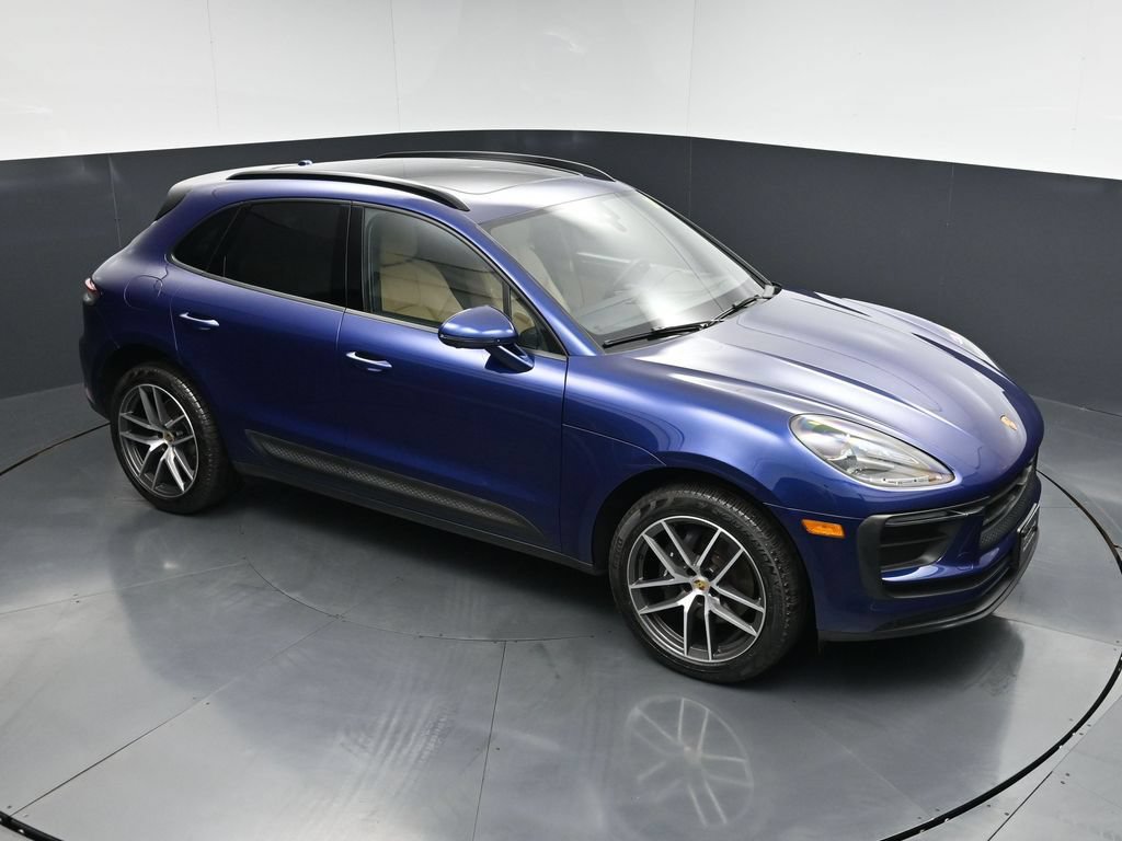 Used 2024 Porsche Macan w/ Premium Plus Package AWD/4WD image 20