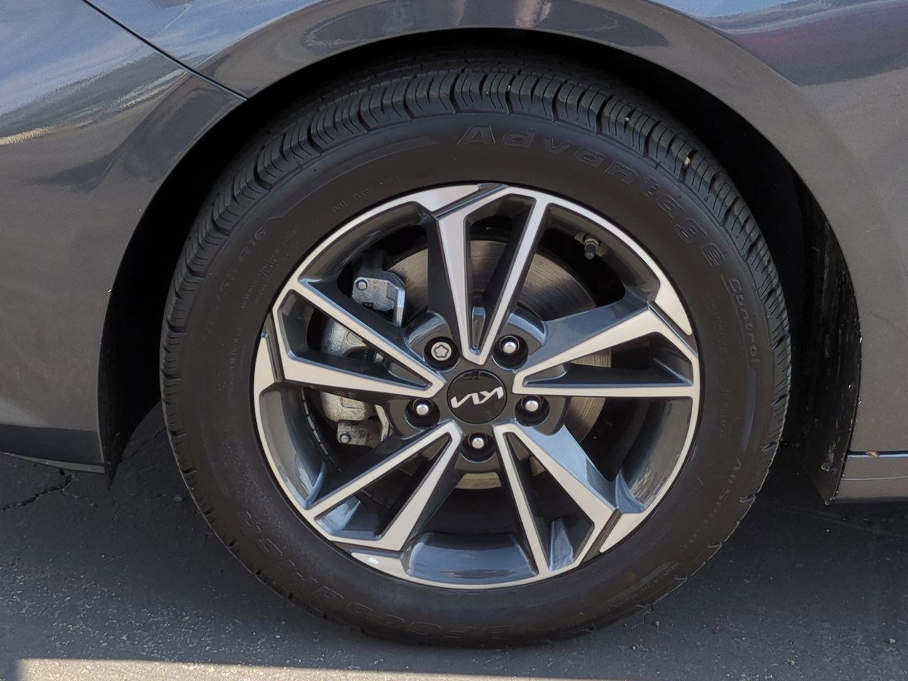 Used 2022 Kia Forte LXS image 27