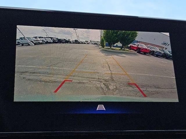 Used 2025 Chevrolet Trax LT w/ Driver Confidence Package image 6