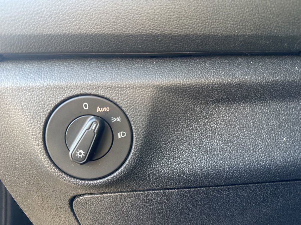 Used 2019 Volkswagen Jetta S image 26