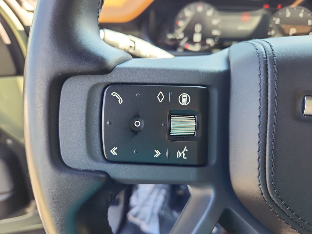 Used 2024 Land Rover Defender 110 X image 17