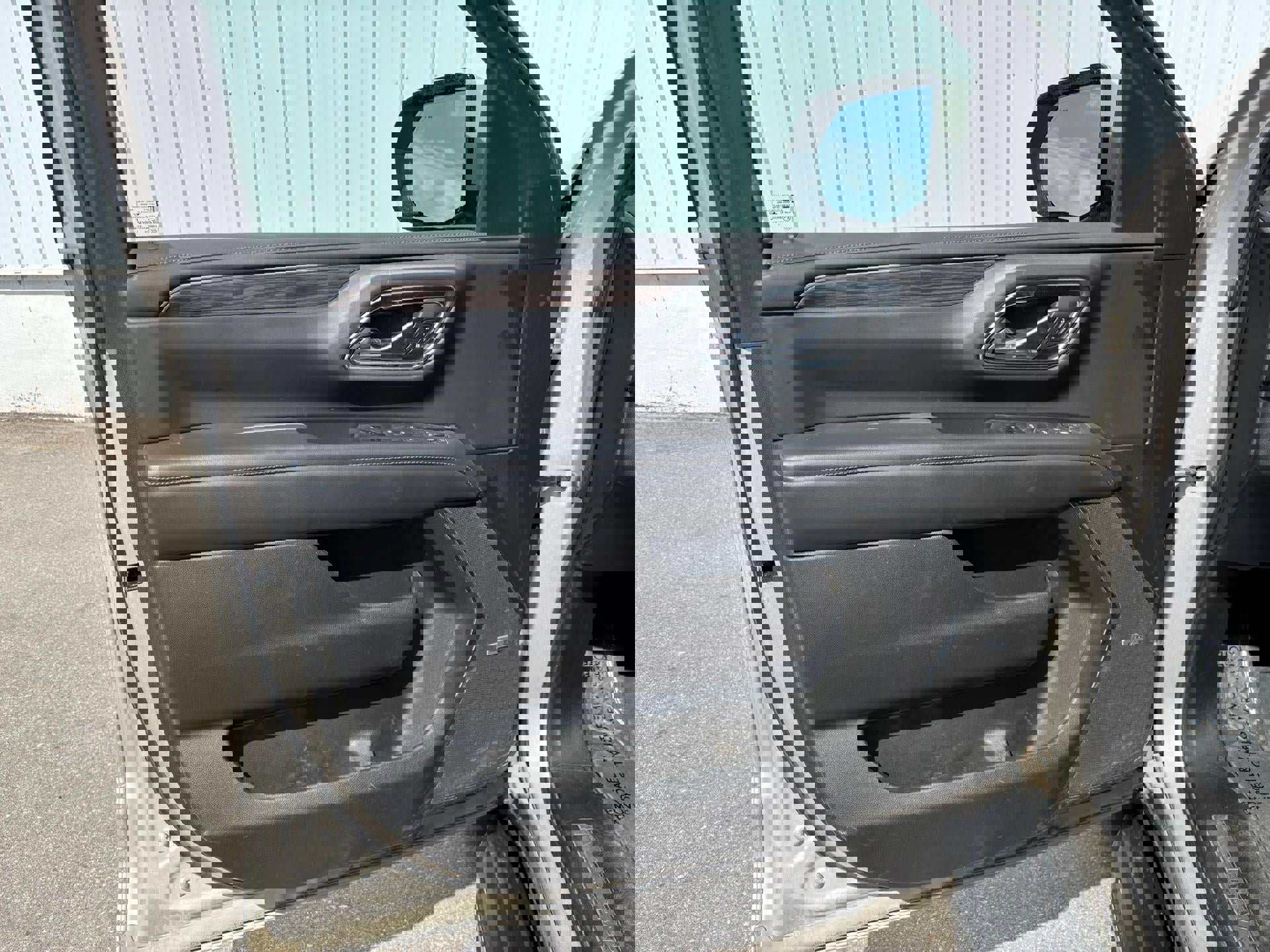 Used 2021 Chevrolet Tahoe LT w/ Luxury Package image 9