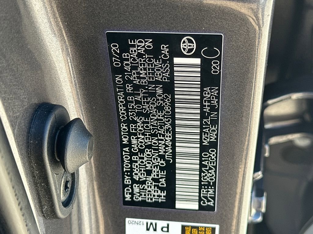 Used 2021 Toyota Corolla XSE image 31