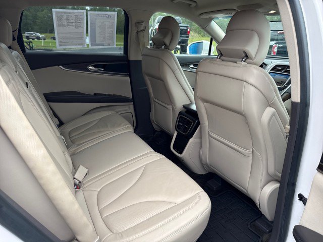 Used 2016 Lincoln MKX Select w/ Select Plus Package FWD image 13