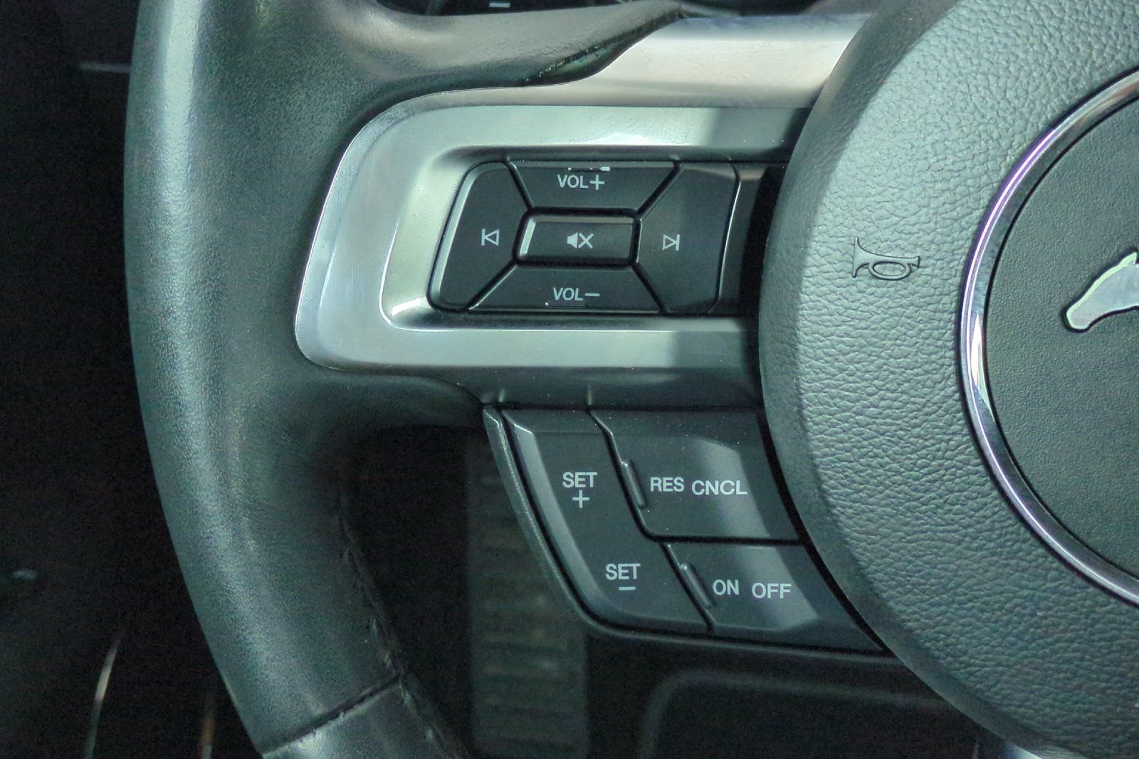 Used 2019 Ford Mustang Premium w/ Equipment Group 201A RWD image 35