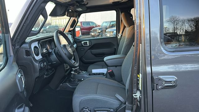 New 2026 Jeep Gladiator Sport AWD/4WD image 9