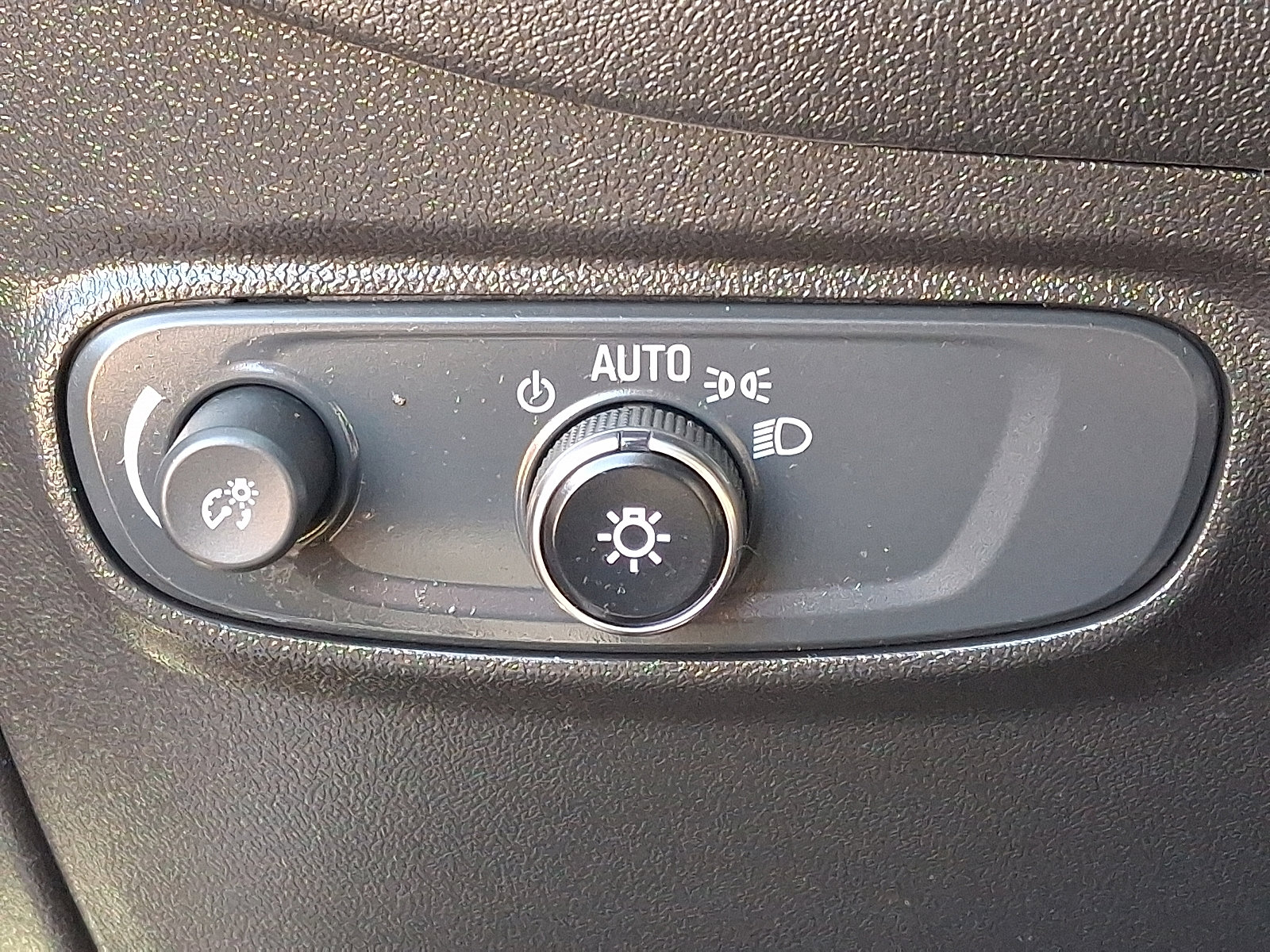 Certified 2023 Chevrolet Equinox LT image 25