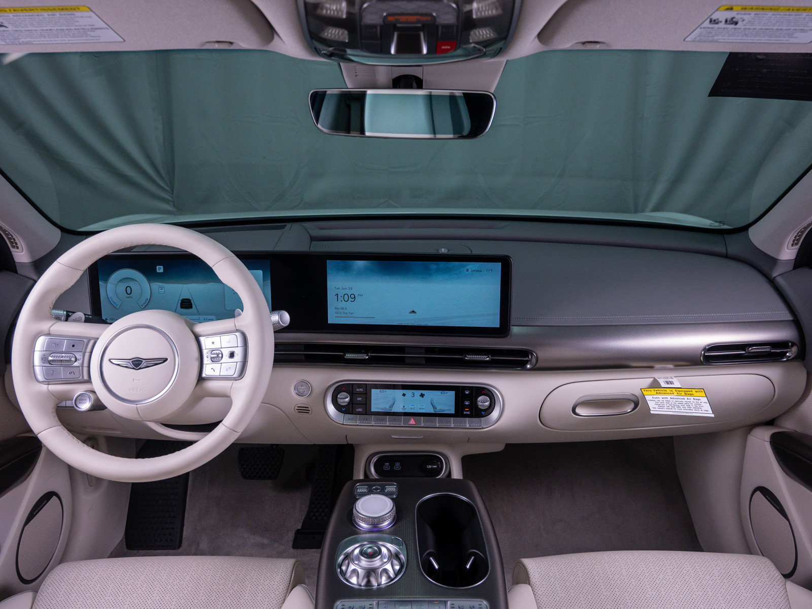 Used 2023 Genesis GV60 Advanced AWD/4WD image 13