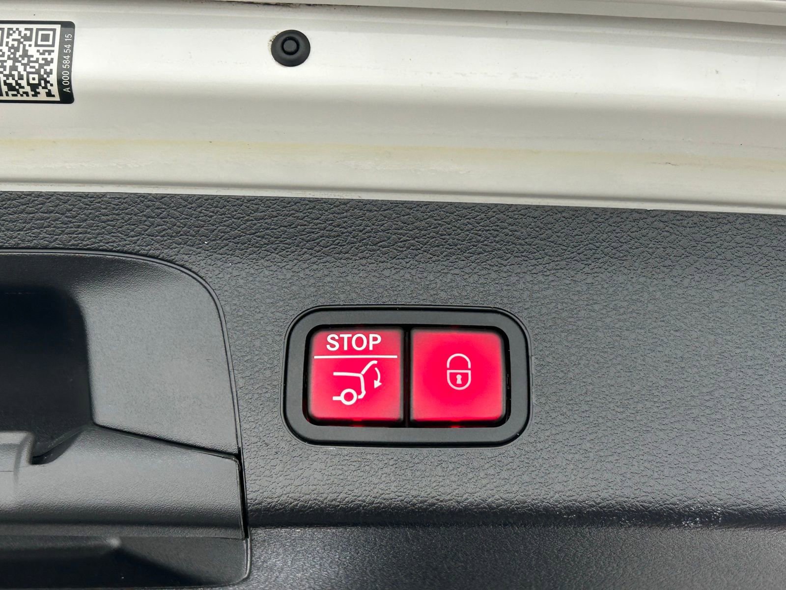 Used 2022 Mercedes-Benz GLS 450 4MATIC w/ AMG Line Exterior image 42