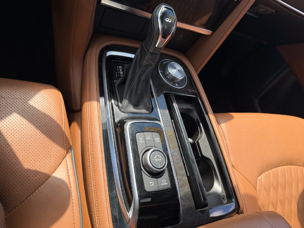 Used 2024 INFINITI QX80 Sensory AWD/4WD image 29