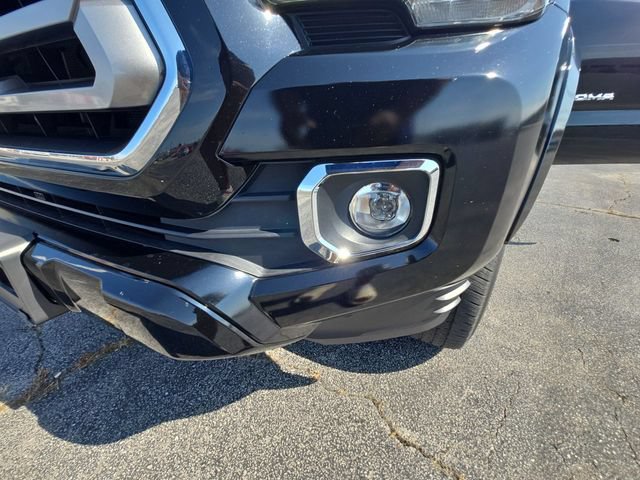 Used 2021 Toyota Tacoma Limited AWD/4WD image 27