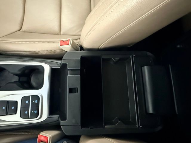 Used 2021 Ford Explorer 2WD image 26