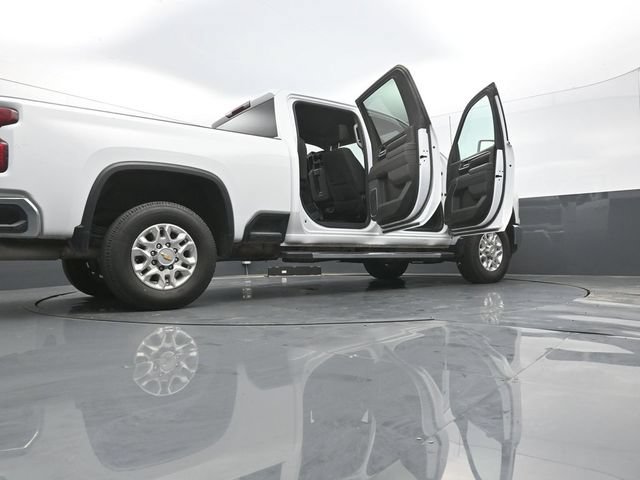 Used 2025 Chevrolet Silverado 2500 LT AWD/4WD image 59