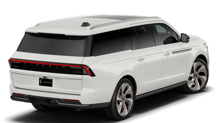 New 2027 Lincoln Navigator L Black Label AWD/4WD image 3