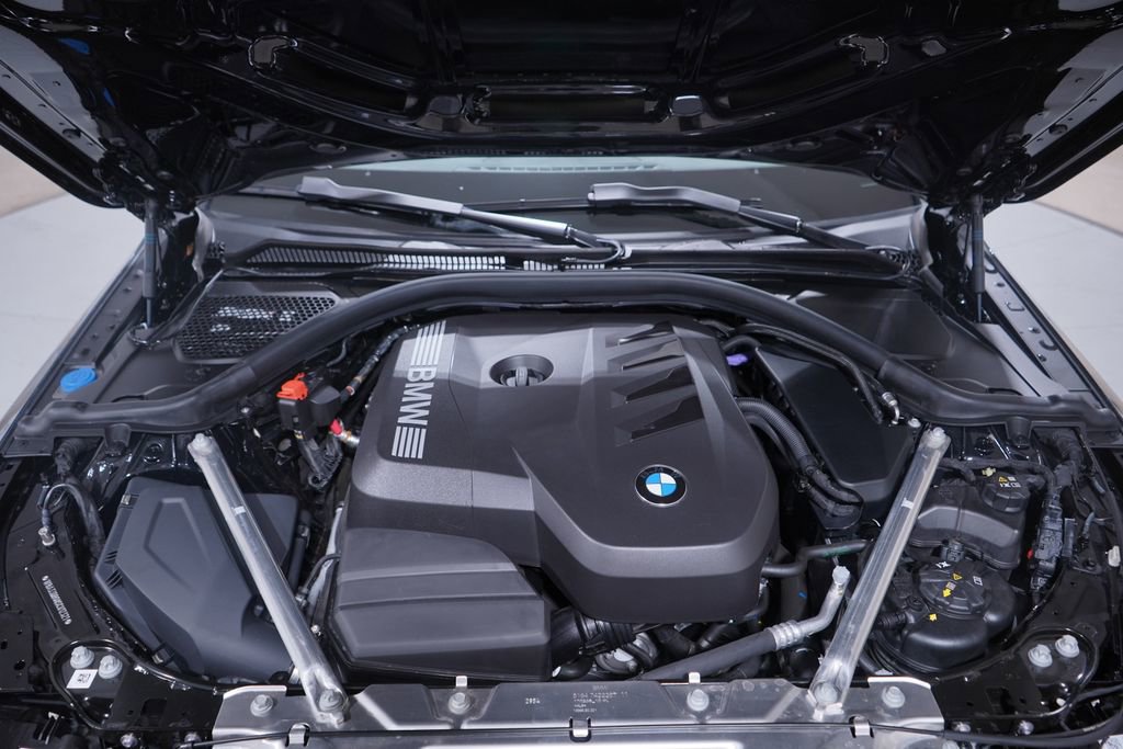 Used 2025 BMW 430i Convertible w/ Convenience Package image 26