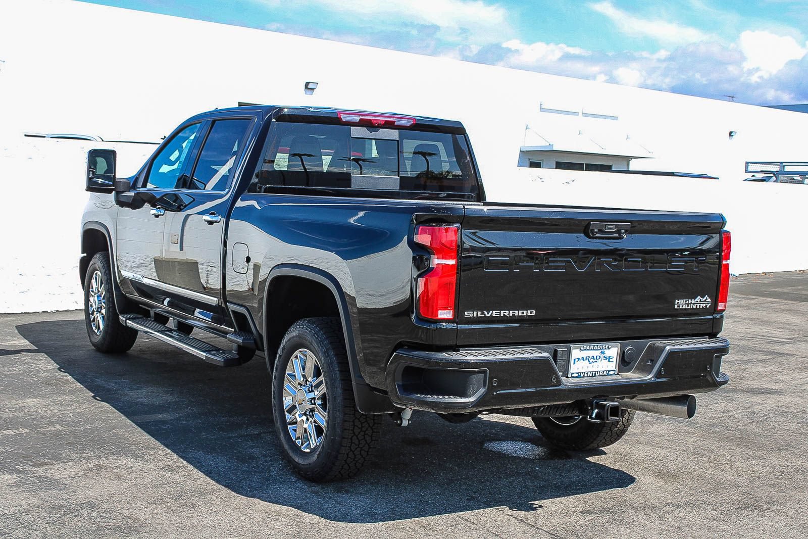 New 2026 Chevrolet Silverado 2500 High Country w/ Technology Package AWD/4WD image 7