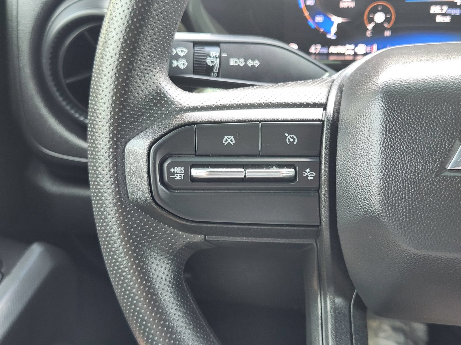 Certified 2024 Chevrolet Colorado Trail Boss w/ Technology Package AWD/4WD image 32