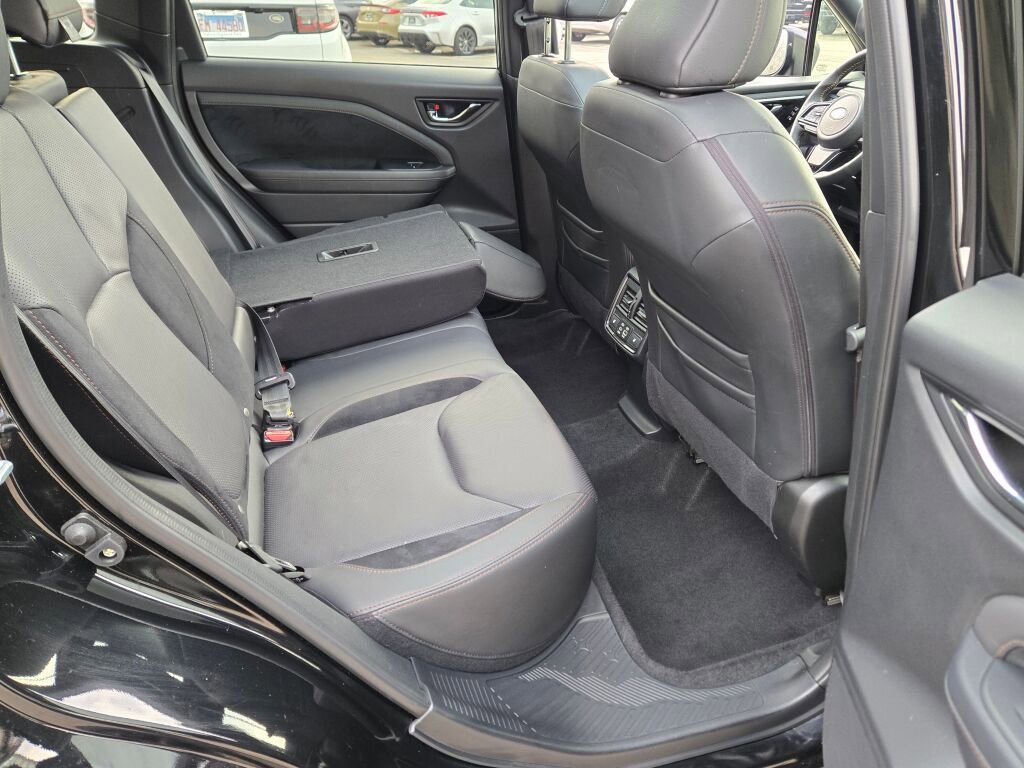 Used 2025 Subaru Forester Touring image 11