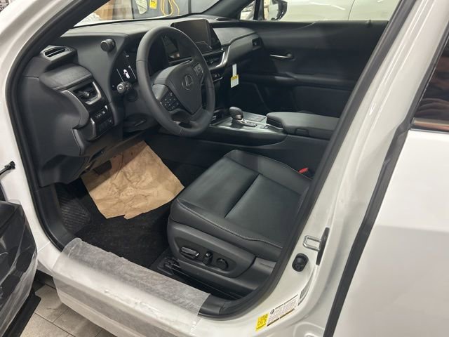 New 2026 Lexus UX 300h AWD image 15