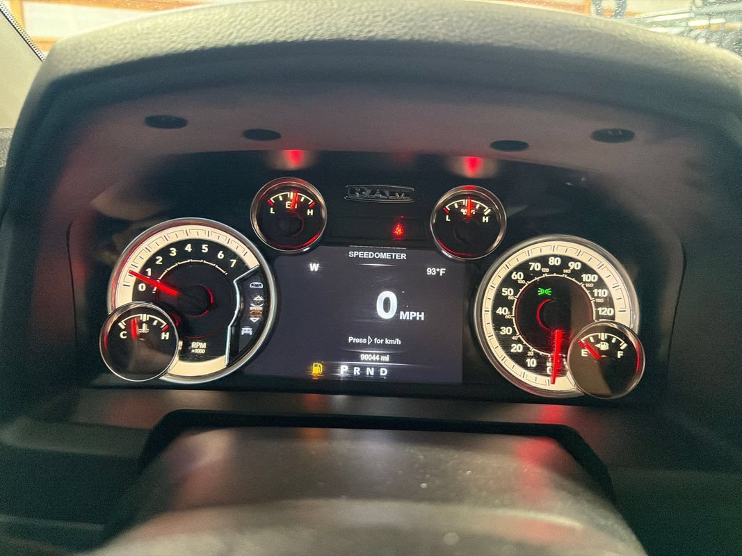 Used 2018 RAM 1500 SLT AWD/4WD image 14