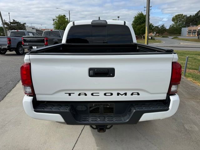 Used 2019 Toyota Tacoma TRD Off-Road AWD/4WD image 10