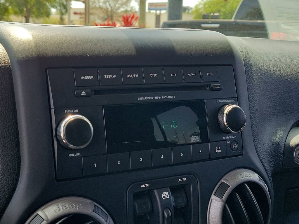 Used 2015 Jeep Wrangler Unlimited Sport w/ Quick Order Package 24S image 21