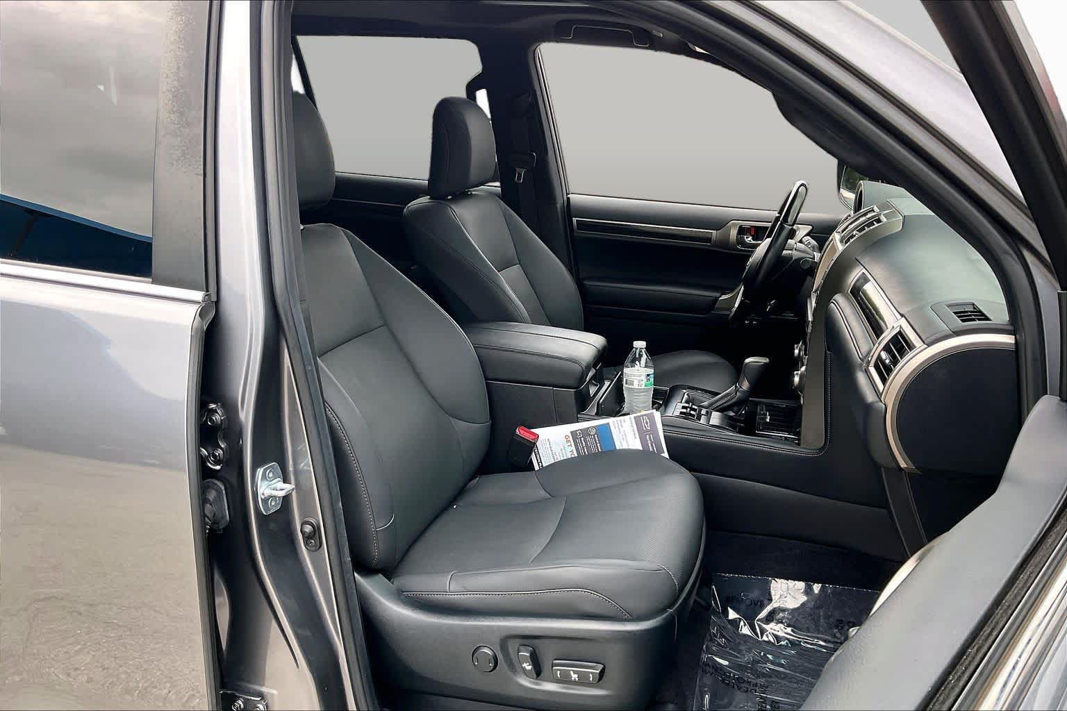 Used 2021 Lexus GX 460 Premium w/ Premium Package AWD/4WD image 8
