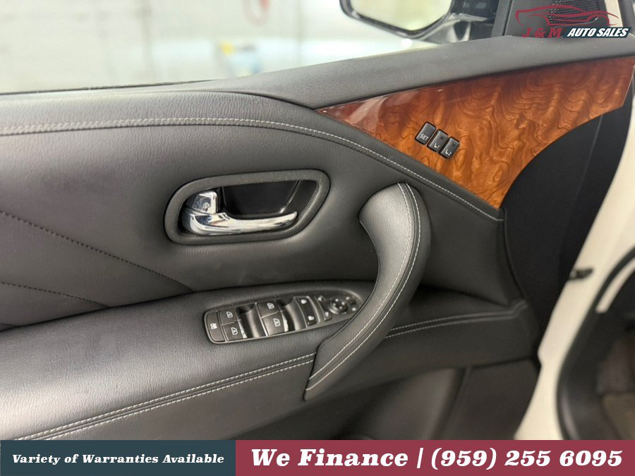 Used 2017 INFINITI QX80 4WD w/ Deluxe Technology Package image 31