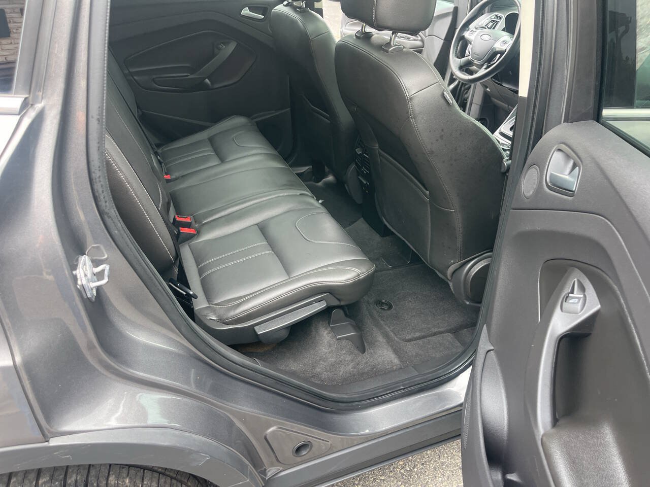 Used 2013 Ford Escape Titanium w/ Parking Technology Pkg AWD/4WD image 34