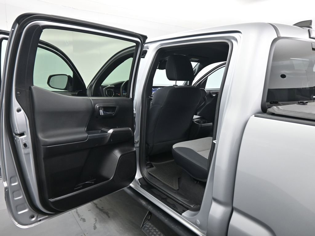 Used 2021 Toyota Tacoma TRD Sport w/ Technology Package AWD/4WD image 16