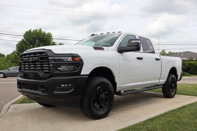 New 2026 RAM 3500 Tradesman AWD/4WD image 10