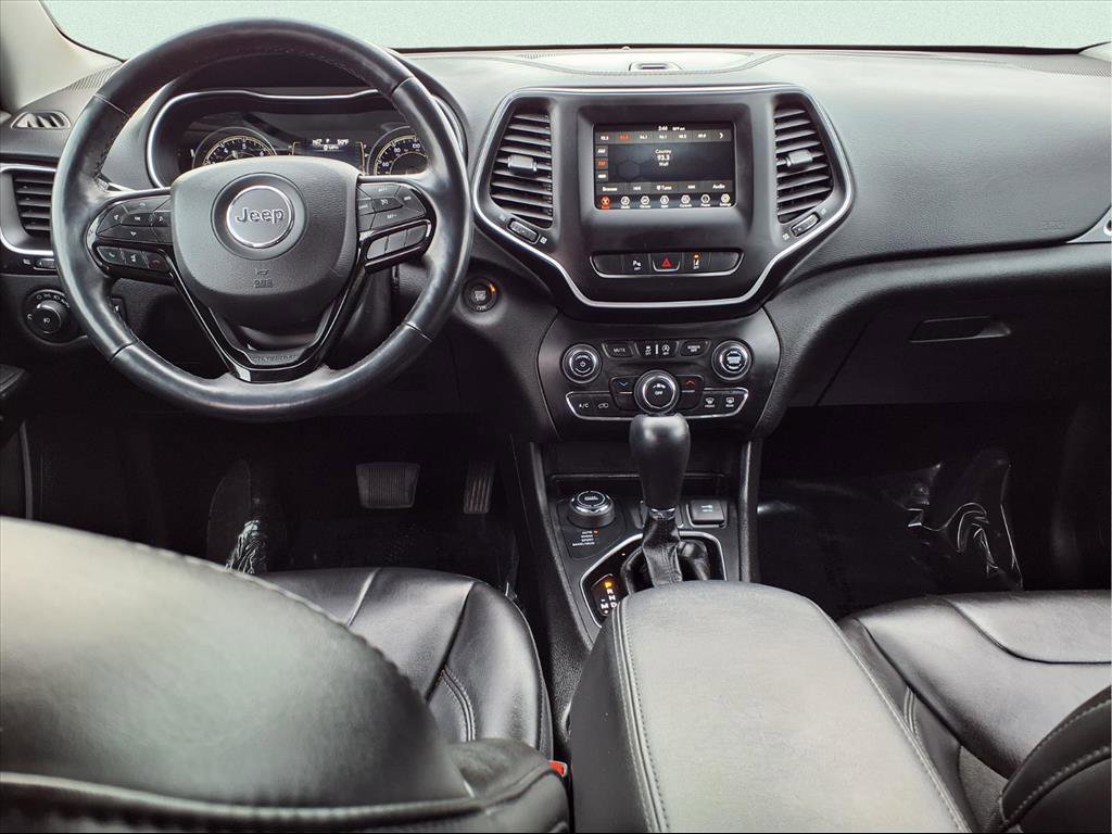 Used 2021 Jeep Cherokee Latitude Plus image 14