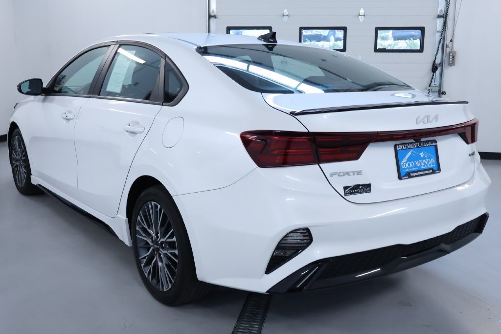 Used 2024 Kia Forte GT-Line w/ GT-Line Premium Package FWD image 5