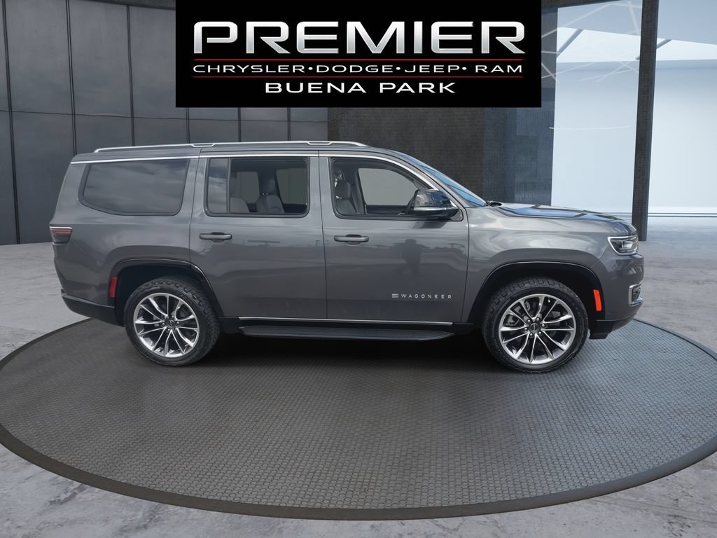 Used 2024 Jeep Wagoneer Series II w/ Premium Group I RWD image 10