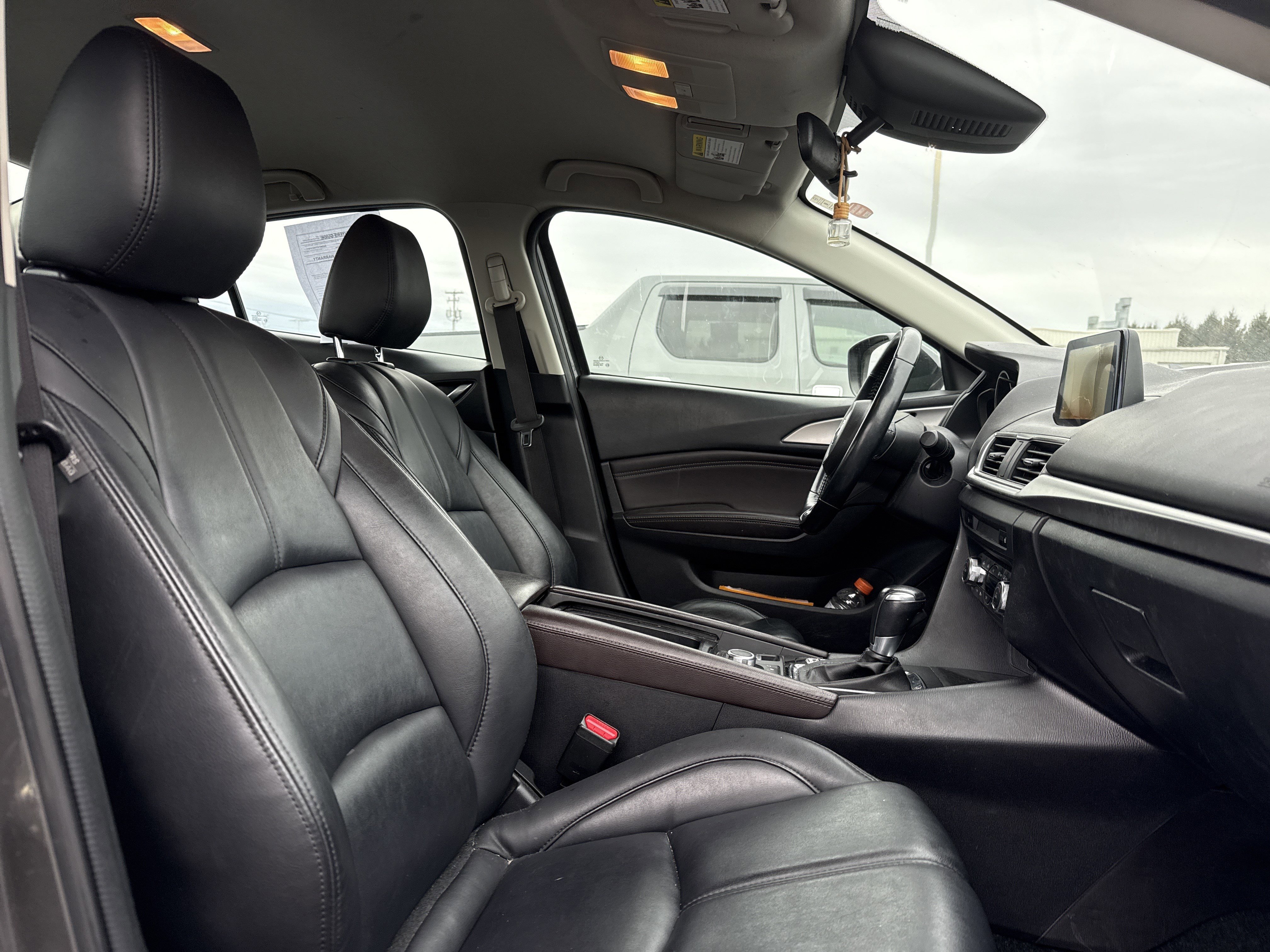 Used 2017 MAZDA MAZDA3 Touring image 15