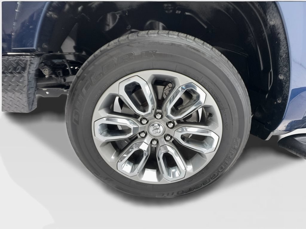 Used 2021 RAM 1500 Laramie w/ Sport Appearance Package AWD/4WD image 14