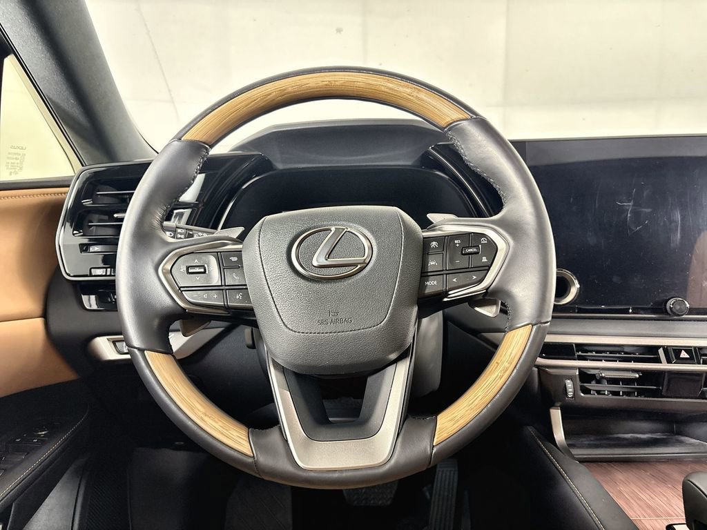 Used 2024 Lexus RX 350 Premium w/ Accessory Package (Z1) FWD image 11