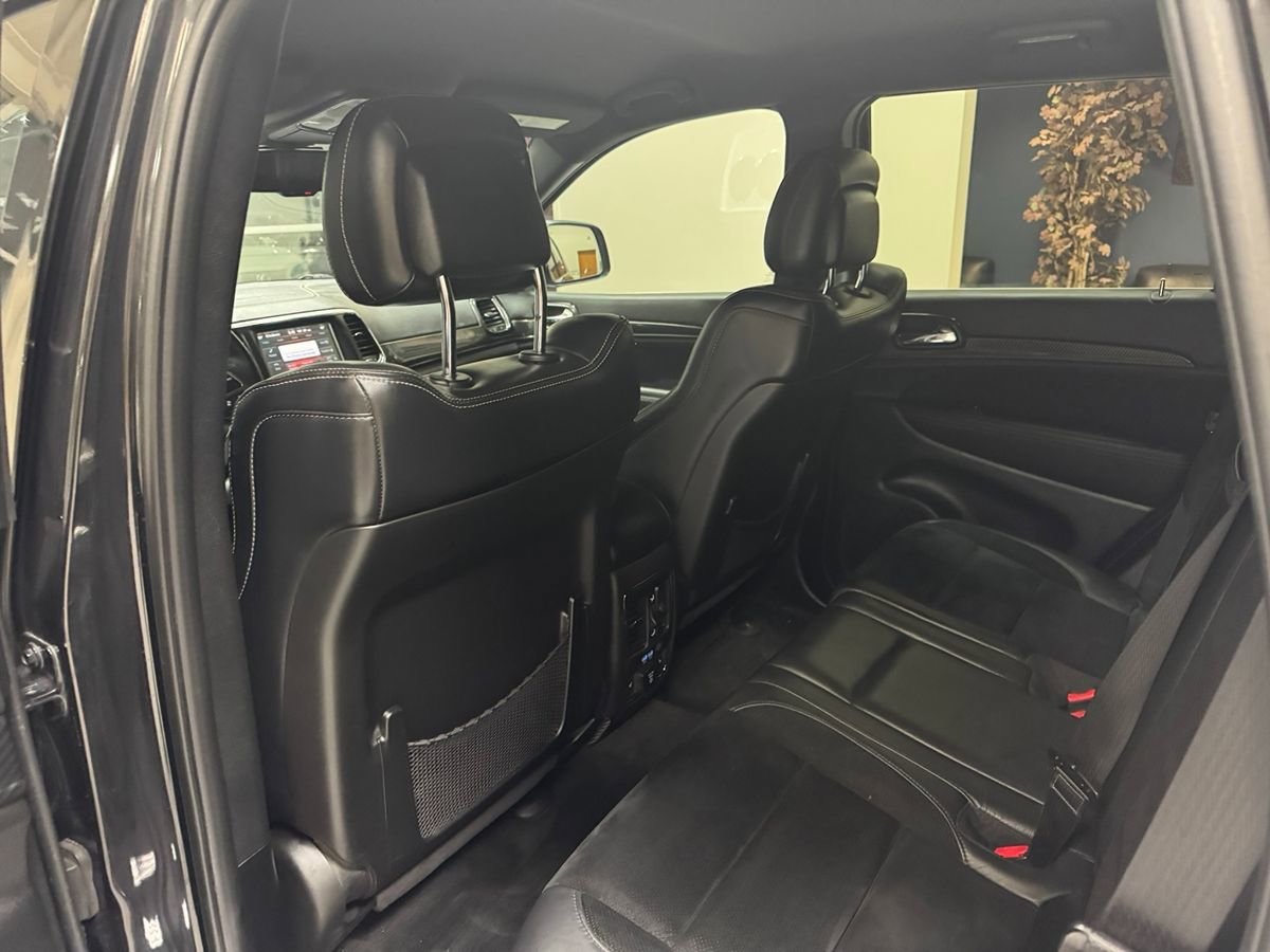 Used 2014 Jeep Grand Cherokee SRT AWD/4WD image 46