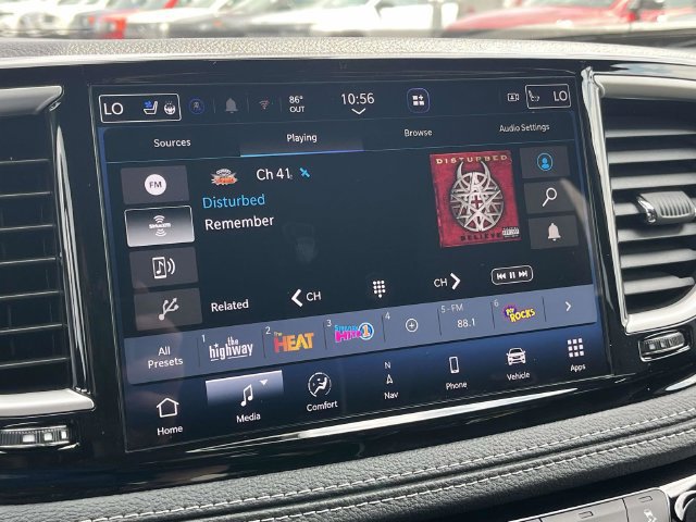 New 2027 Chrysler Pacifica Limited AWD/4WD image 23