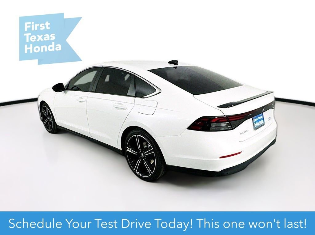 Used 2025 Honda Accord Sport image 6