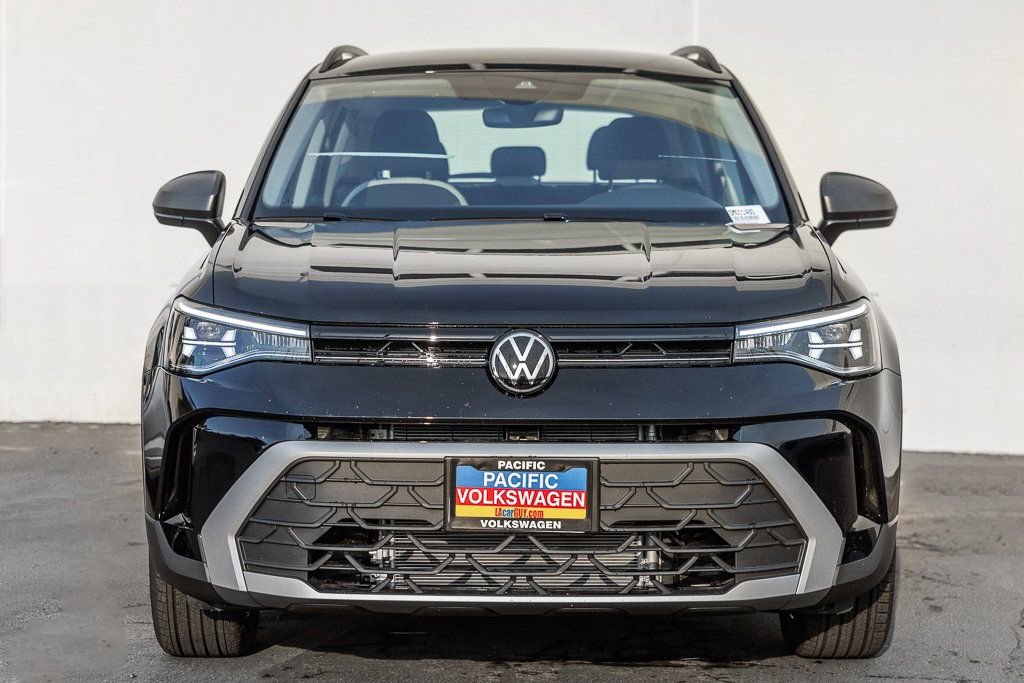 New 2025 Volkswagen Taos S image 2