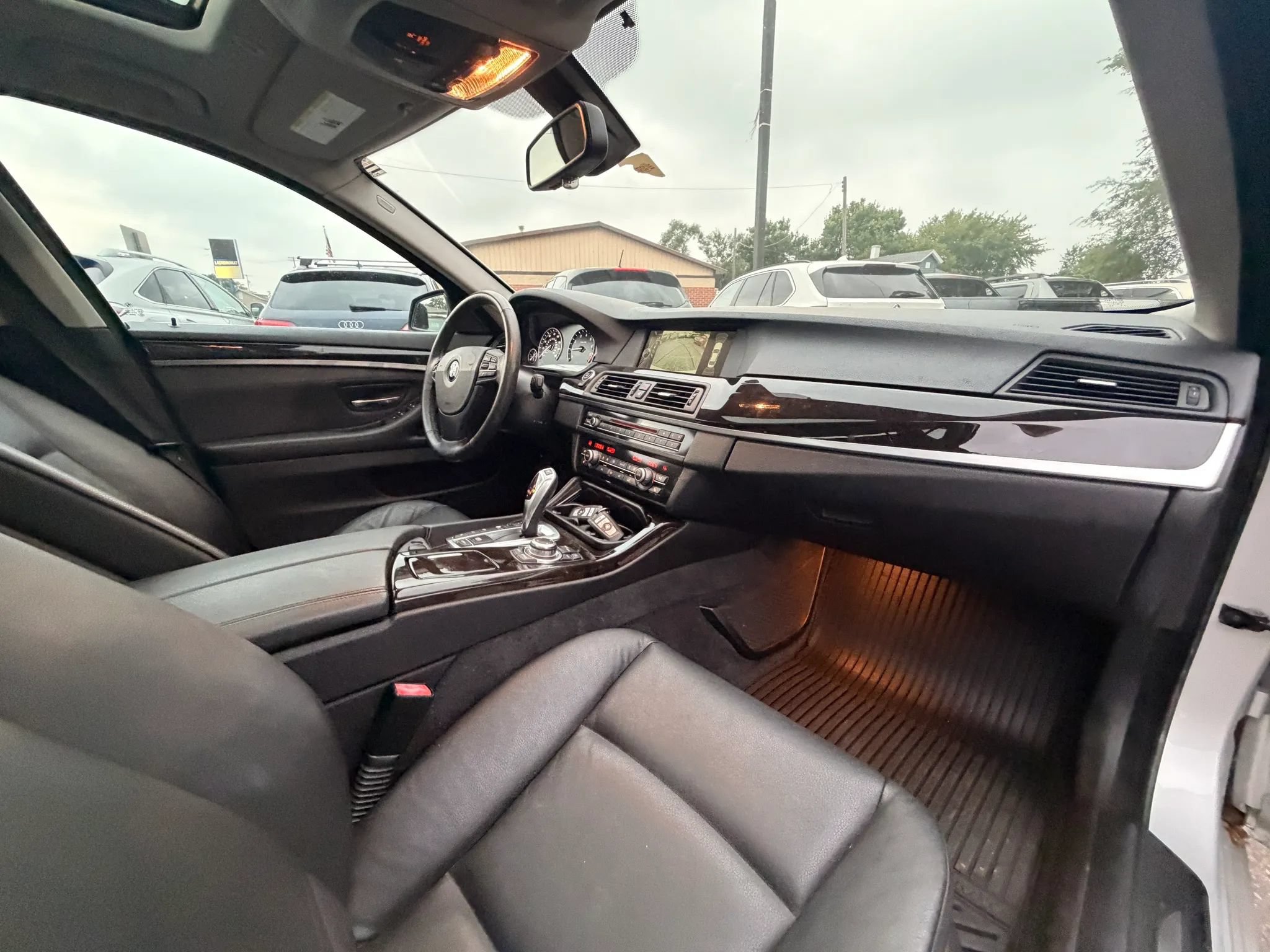Used 2013 BMW 528i xDrive Sedan AWD/4WD image 20