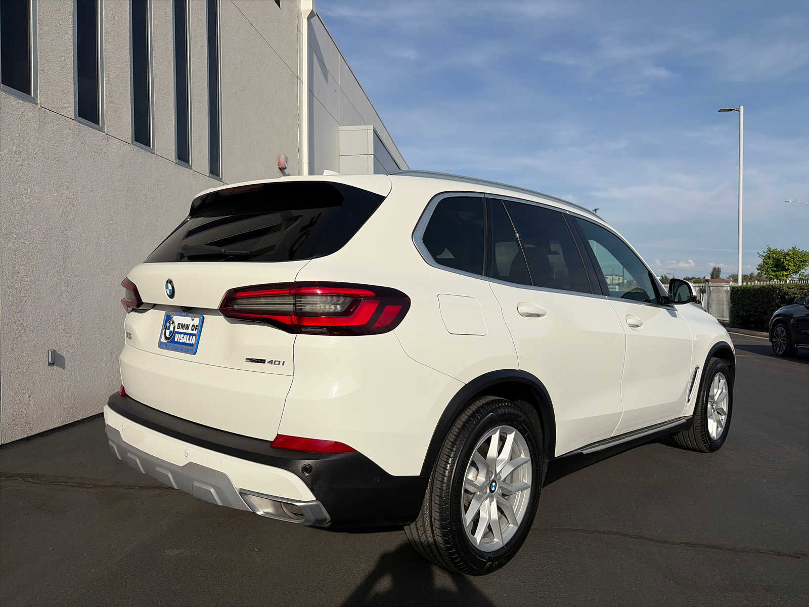 Used 2023 BMW X5 sDrive40i image 4