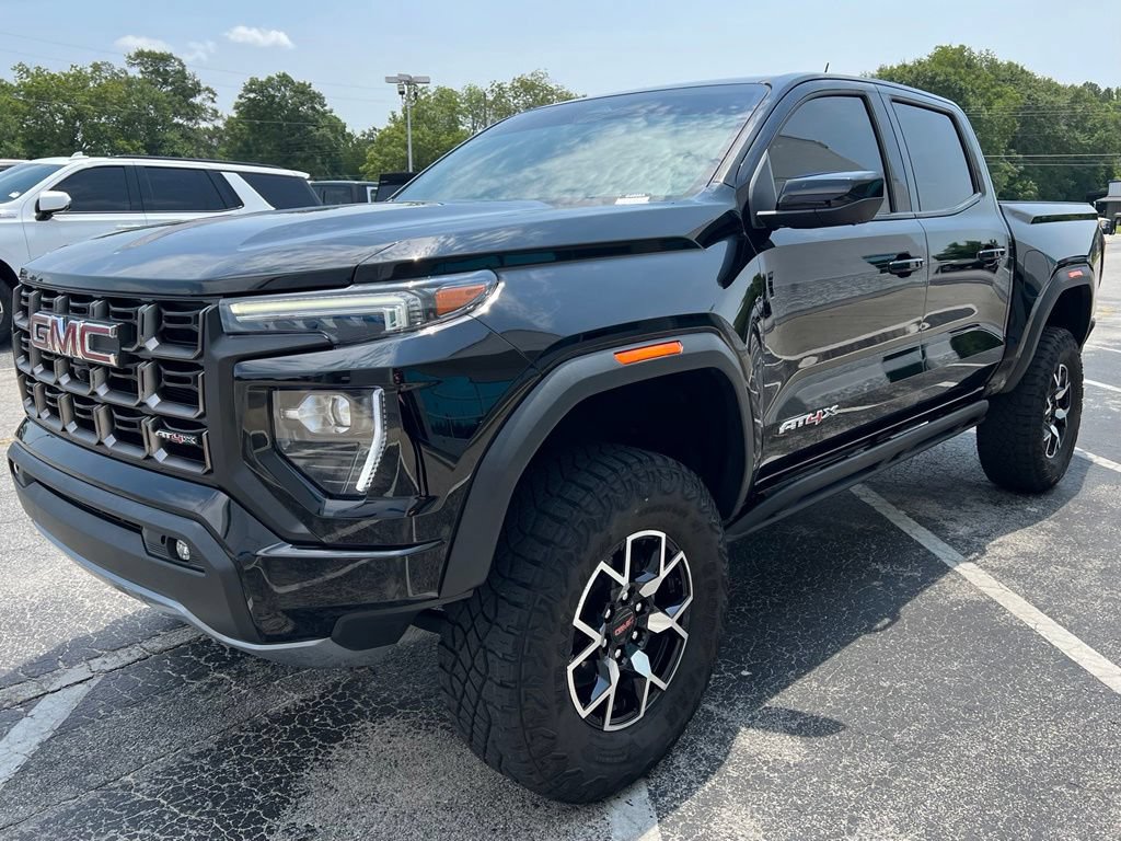 Used 2025 GMC Canyon AT4 w/ AT4X Package AWD/4WD image 22